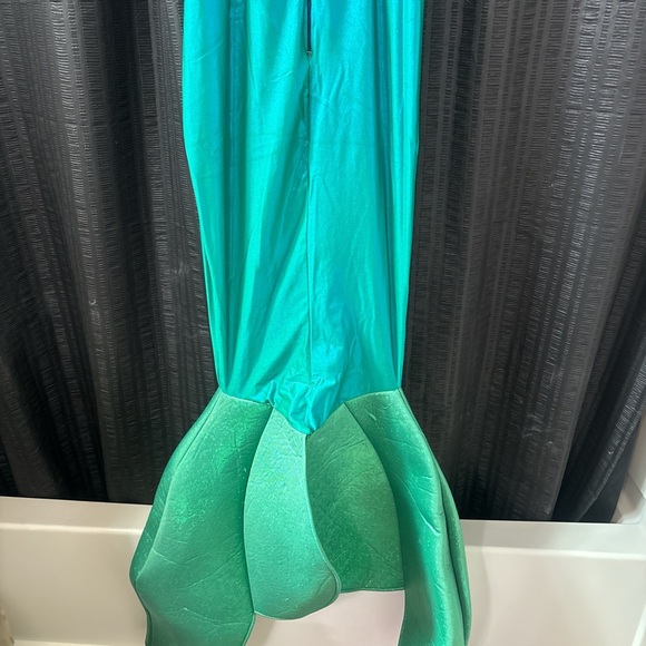 Disney little mermaid Ariel women’s costume size large adult 12-14 - Picture 9 of 11